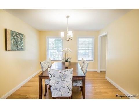 6 Benjamin Ln, Reading, MA 01867 photo 8