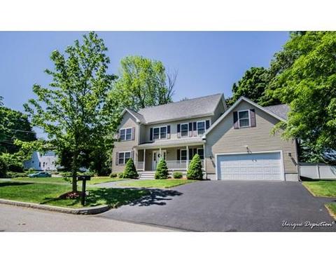 6 Benjamin Ln, Reading, MA 01867 photo 2