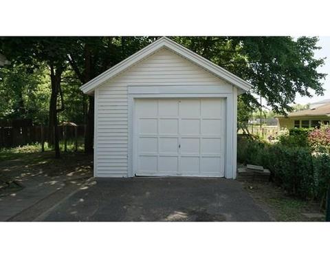 369 Tremont St, Springfield, MA 01104 photo 17