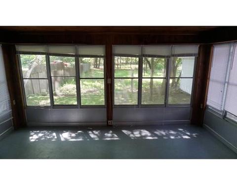 369 Tremont St, Springfield, MA 01104 photo 6