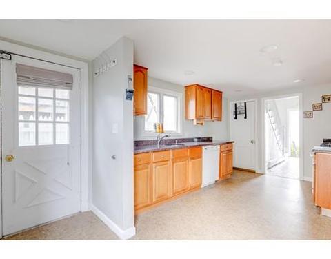 12 Russell St, Everett, MA 02149 photo 5