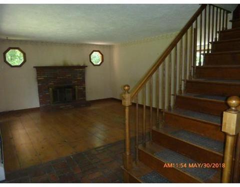 272 Mendon Rd, Sutton, MA 01590 photo 4