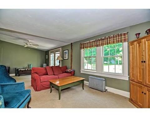 15 Farm St, Upton, MA 01568 photo 9