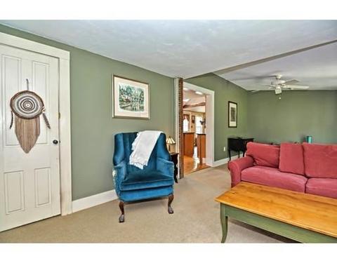 15 Farm St, Upton, MA 01568 photo 11