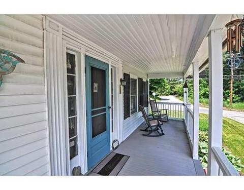 15 Farm St, Upton, MA 01568 photo 2