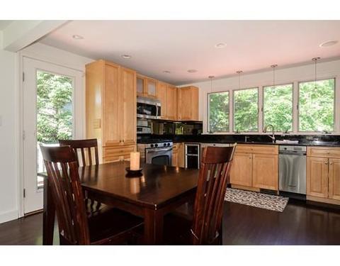 111 Walnut St, Wellesley, MA 02481 photo 3
