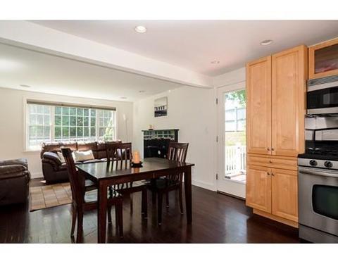 111 Walnut St, Wellesley, MA 02481 photo 4