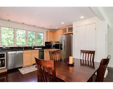 111 Walnut St, Wellesley, MA 02481 photo 2