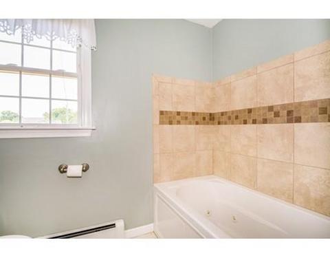 14 Konkel Ave, Webster, MA 01570 photo 11