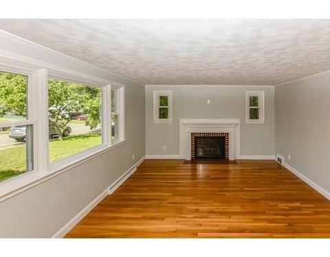 184 Vincent Rd, Dedham, MA 02026 photo 3