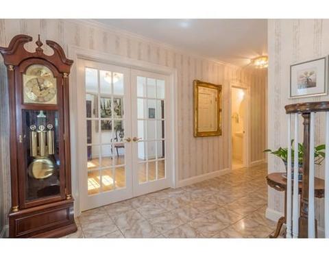 46 Holmes, Needham, MA 02492 photo 2