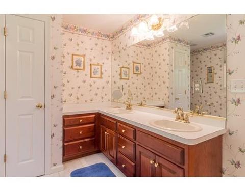 46 Holmes, Needham, MA 02492 photo 19