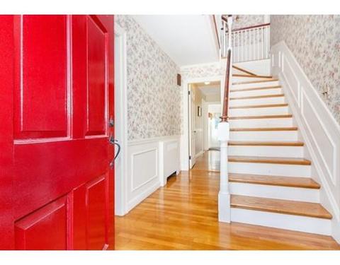 16 Cape Cod Ln, Milton, MA 02186 photo 2