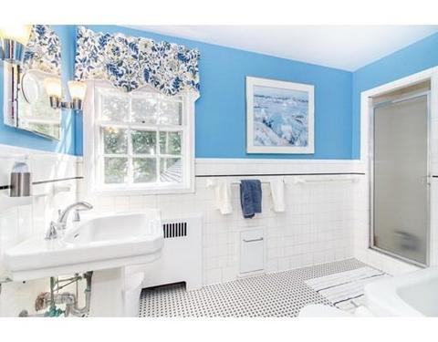 16 Cape Cod Ln, Milton, MA 02186 photo 14