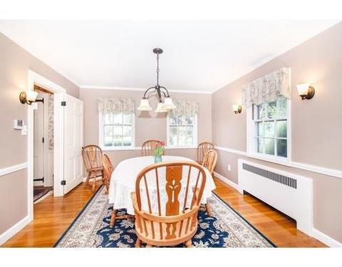 16 Cape Cod Ln, Milton, MA 02186 photo 7