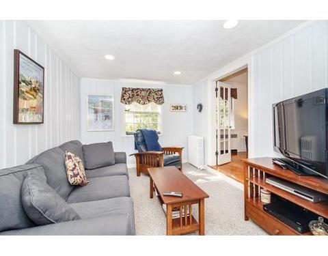 16 Cape Cod Ln, Milton, MA 02186 photo 11