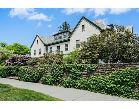 74 William St, Worcester, MA 01609 photo 3