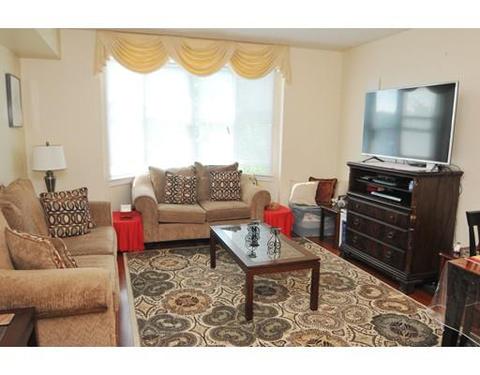 34 Sumner Ave #405, Springfield, MA 01108 photo 3