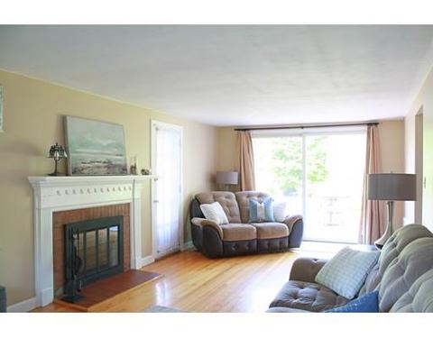 112 Bridle Path Rd, Springfield, MA 01118 photo 5