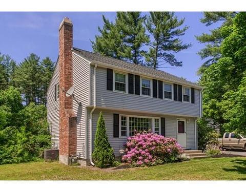 9 Beech St, Townsend, MA 01469 photo 1