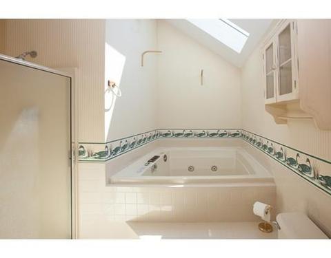 27 Charles St, Hingham, MA 02043 photo 22