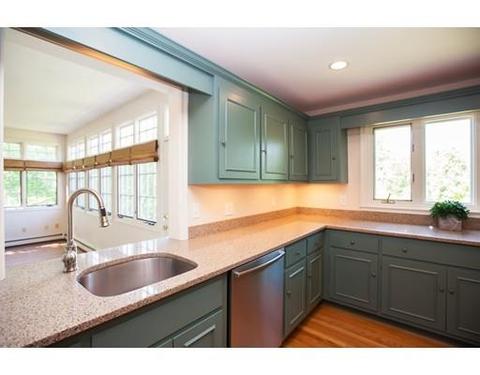 27 Charles St, Hingham, MA 02043 photo 12