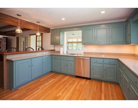 27 Charles St, Hingham, MA 02043 photo 11