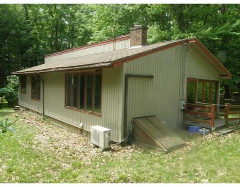 162 Old Winchester Rd, Warwick, MA 01378 photo 2