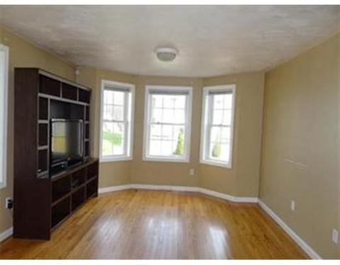 53 Ledgecrest Dr, Worcester, MA 01603 photo 3