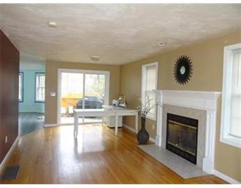 53 Ledgecrest Dr, Worcester, MA 01603 photo 4