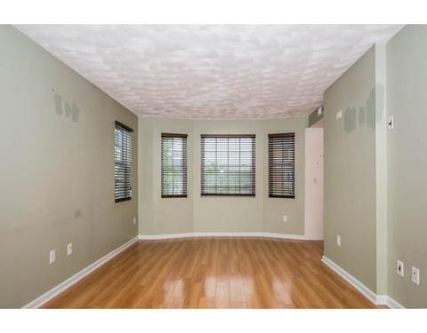 45 Ecklund Dr, Lowell, MA 01852 photo 5