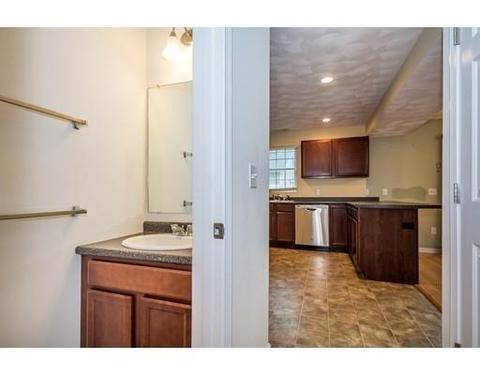 45 Ecklund Dr, Lowell, MA 01852 photo 11