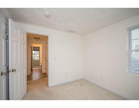 45 Ecklund Dr, Lowell, MA 01852 photo 14