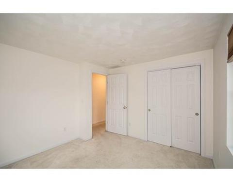 45 Ecklund Dr, Lowell, MA 01852 photo 17