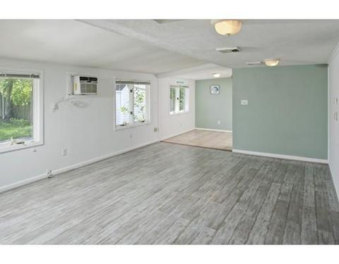 22 Leon St, Marshfield, MA 02050 photo 3