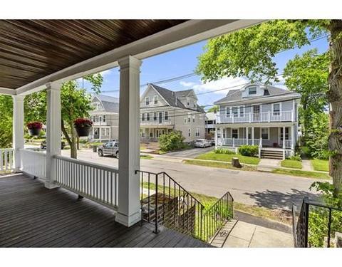 39 Everett St, Arlington, MA 02474 photo 3