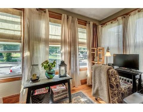 81 Glendale St, Everett, MA 02149 photo 4