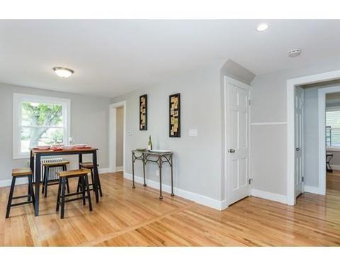 104 Abbott St, Springfield, MA 01118 photo 8