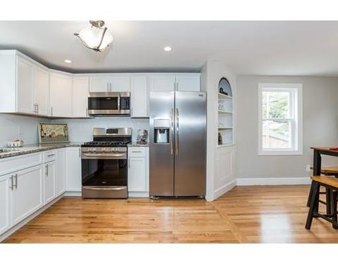 104 Abbott St, Springfield, MA 01118 photo 4
