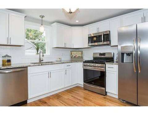 104 Abbott St, Springfield, MA 01118 photo 1