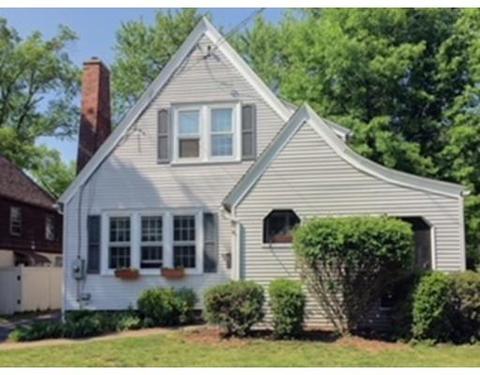 423 Allen St, Springfield, MA 01118 photo 2
