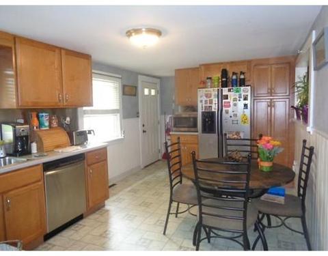 9 Longmeadow Dr, Wareham, MA 02571 photo 3