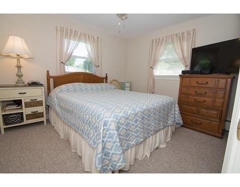 37 Crestlan Cir, Worcester, MA 01604 photo 11
