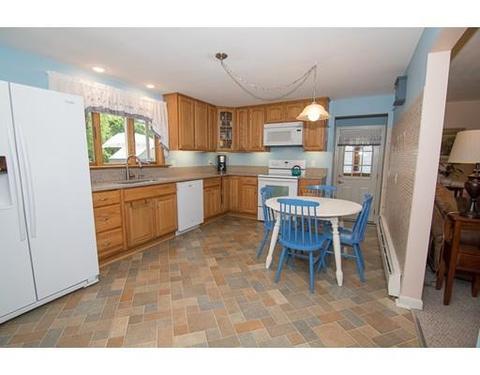 37 Crestlan Cir, Worcester, MA 01604 photo 7