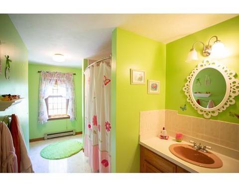 16 Thayer St, Upton, MA 01568 photo 13