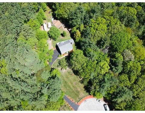 16 Thayer St, Upton, MA 01568 photo 1
