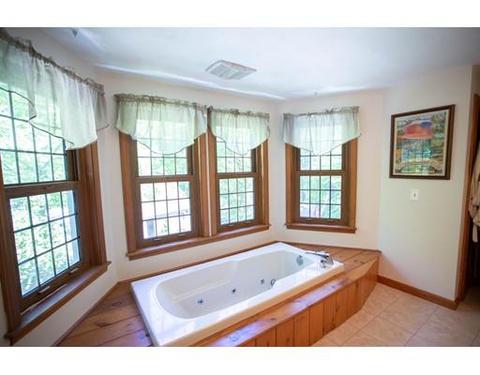 16 Thayer St, Upton, MA 01568 photo 10