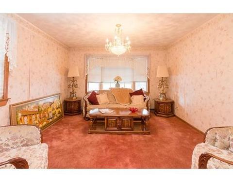 23 Loring St, Springfield, MA 01105 photo 9