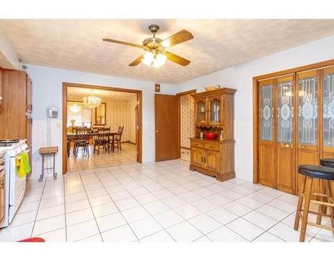 23 Loring St, Springfield, MA 01105 photo 7