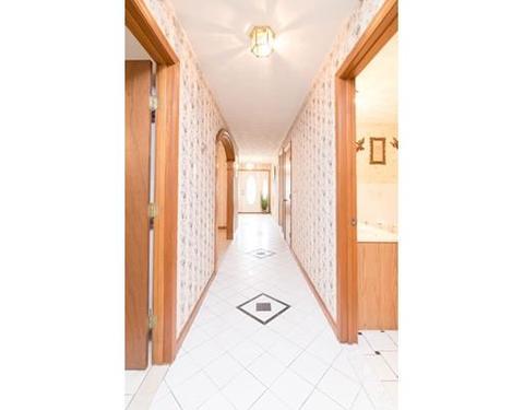 23 Loring St, Springfield, MA 01105 photo 13